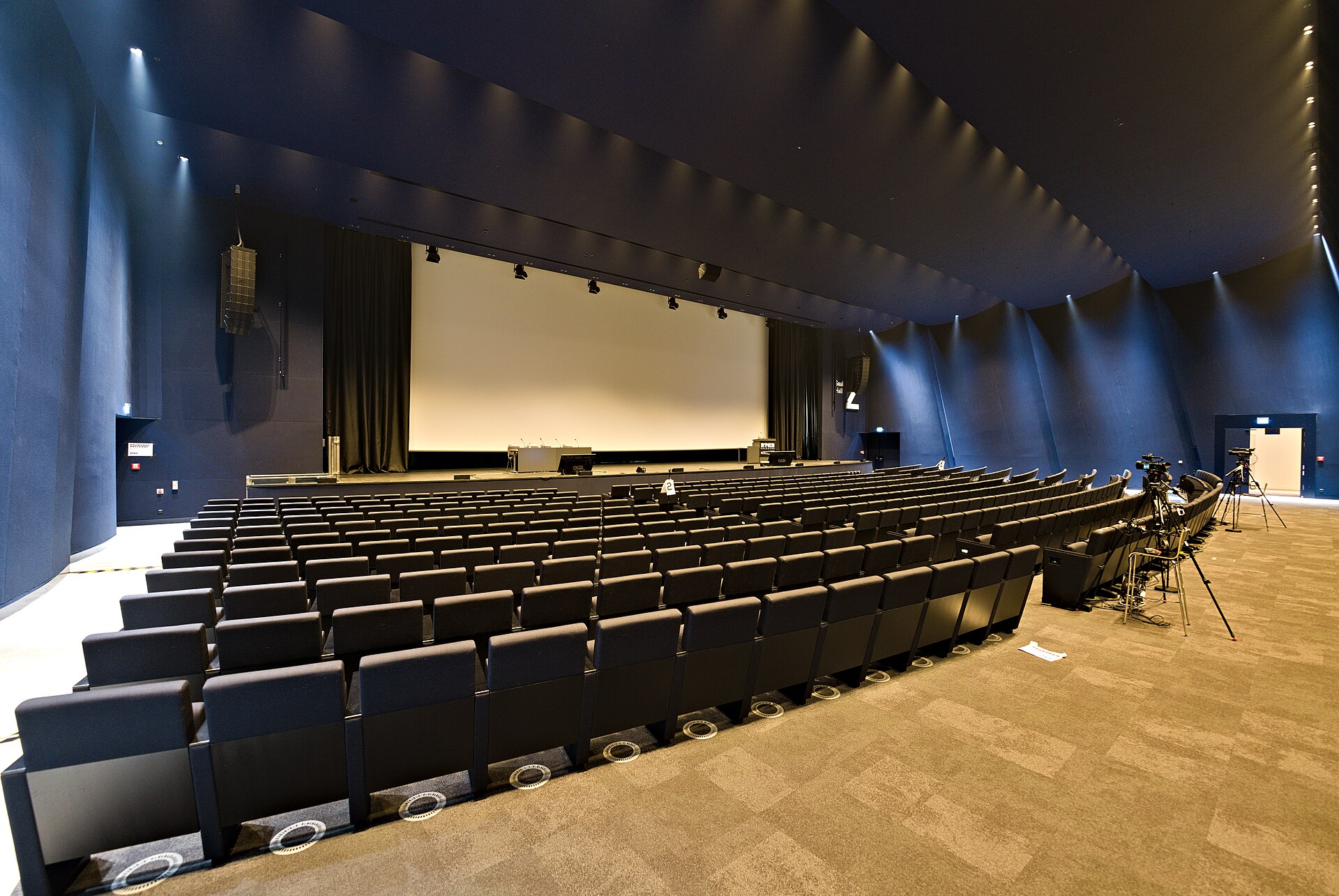 Hall Zuse, Berlin